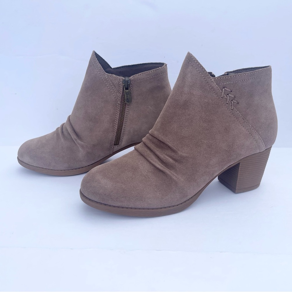 ✅ NEW ✅ Skechers Women's Taxi-Western City Ankle Boot Mushroom Color Size 10